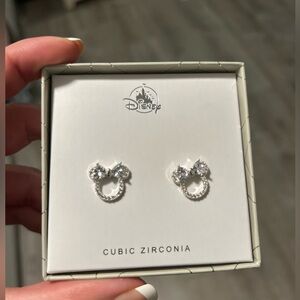 Disney Minnie Mouse Cubic Zirconia Earrings Brand New